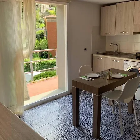 Διαμέρισμα / Beachfront Between Lerici And Tellaro / With Parking Fiascherino